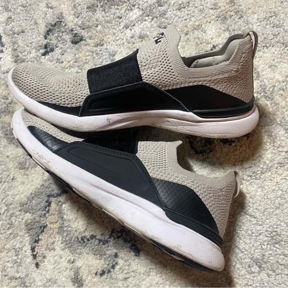 APL TechLoom Bliss Slip-On Running Shoe Sneaker Women’s 6.5 - Picture 3 of 8